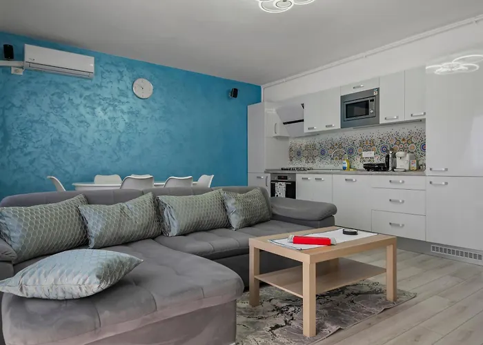 The Blue Norwegian House * Bukarest