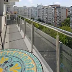 The Blue Norwegian House 아파트