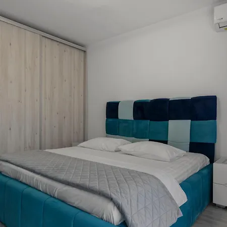 Apartman The Blue Norwegian House *