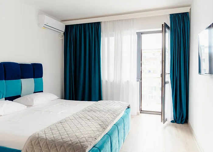 The Blue Norwegian House * Бухарест