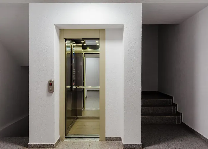 The Blue Norwegian House Βουκουρέστι