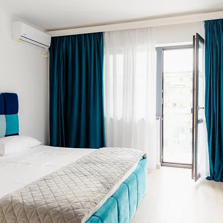 The Blue Norwegian House * בוקרשט