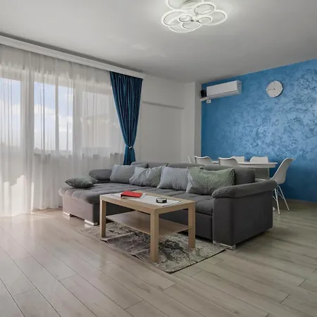 The Blue Norwegian House * בוקרשט